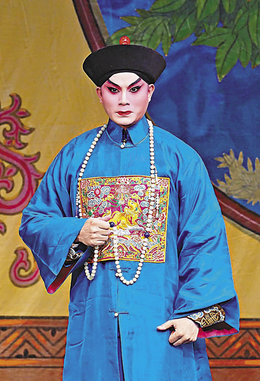 与黄小凤连台好戏献观众 李秋元情有独钟演《钟馗》_腾讯新闻