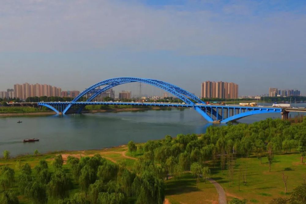 长丰桥首次启动结构维修改造_腾讯新闻