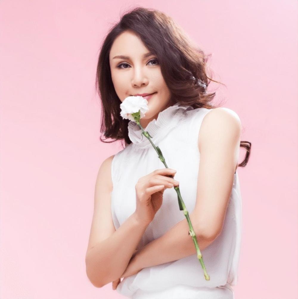 林萍曾让韩红甘拜下风连续上7次春晚 却因耍大牌被央视"封杀"插图6