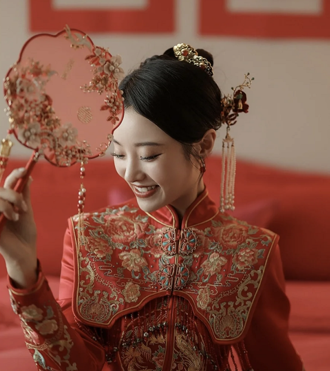 演员王艺洁举行婚礼，因出演《知否》出名，曾与赵丽颖倪妮搭档合作八年级上册音乐电子书苏教版