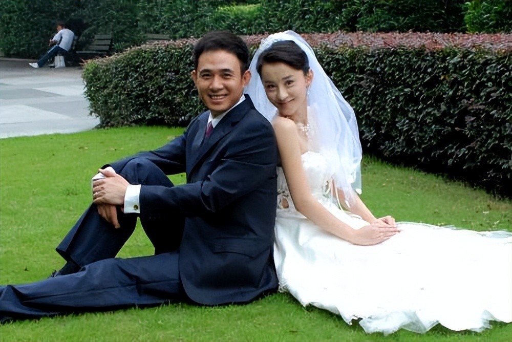 与黄晓明分手20年后,初恋女友刘立淇如今怎么样了?