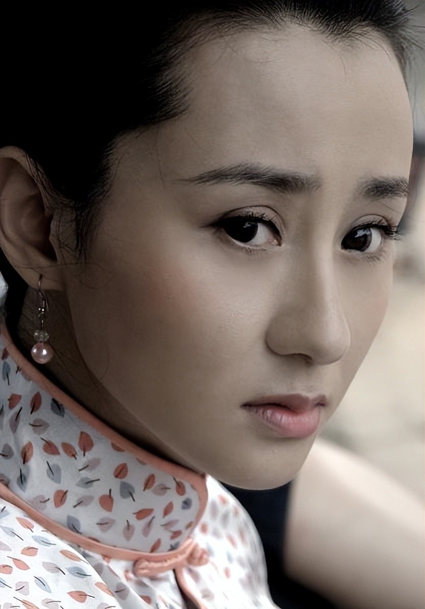 与黄晓明分手20年后,初恋女友刘立淇如今怎么样了?