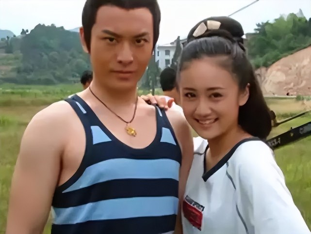 与黄晓明分手20年后，初恋女友刘立淇如今怎么样了？43岁孑然一身_腾讯新闻