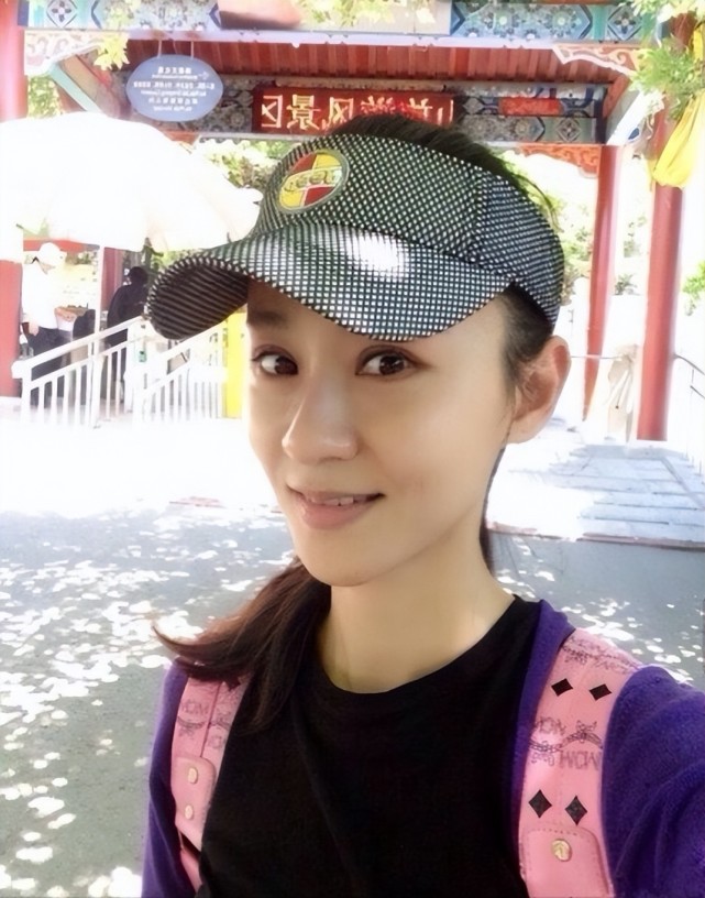 与黄晓明分手20年后，初恋女友刘立淇如今怎么样了？43岁孑然一身_腾讯新闻