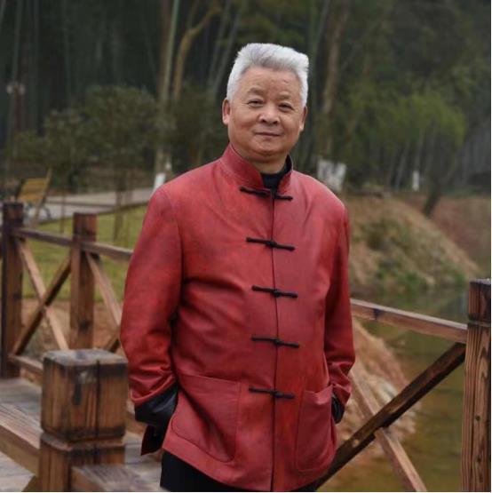 作者简介邹湘溪,男,1948年12月22日出生(农历),江西省宜黄县文化局