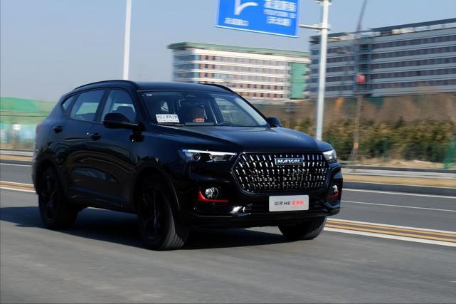 外观炫酷的黑色骑士suv,哈弗h6国潮版购车手册