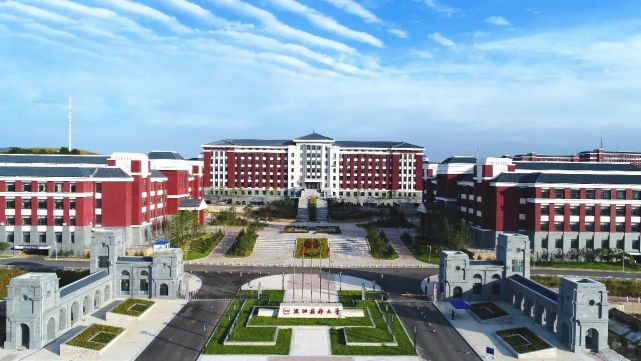 在全国范围内来讲,它的名气还要大于本科的辽宁科技学院