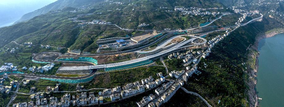 大永高速公路a3,a4标段最后一条隧道安全顺利贯通_腾讯新闻