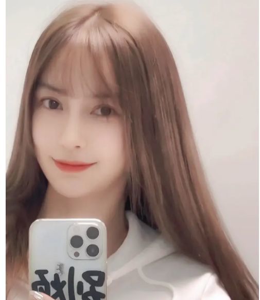 杨颖染发后梦回18岁,果然发型对颜值的影响很大