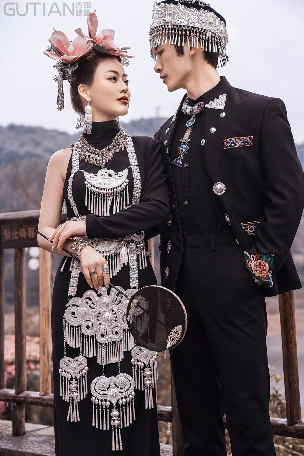 民族风婚纱照-古田映画:世事千帆过,前方终会是温柔和月光