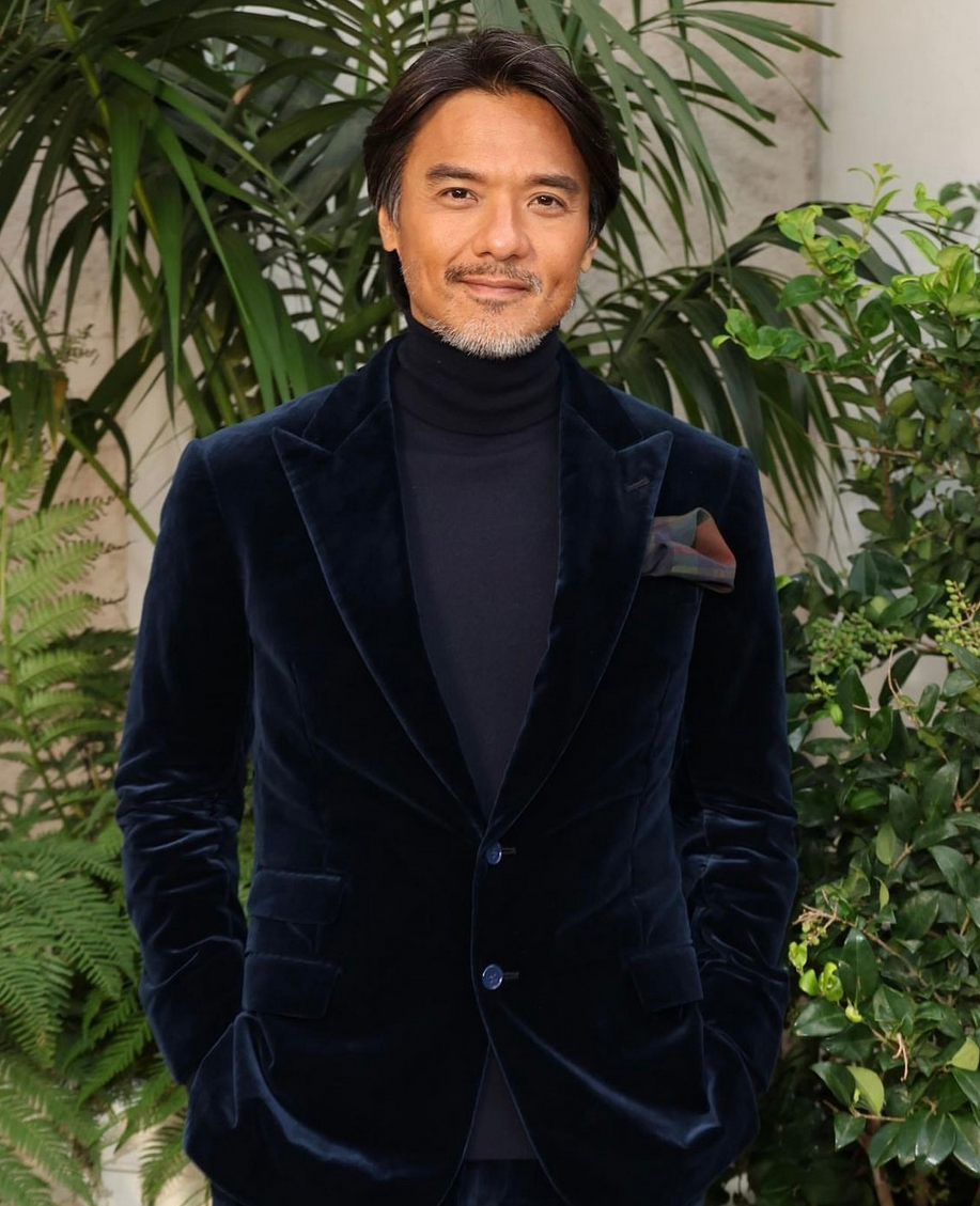 舒淇貌美如花,冯德伦胡子花白,夫妻状态像差辈儿,婚后丁克6年