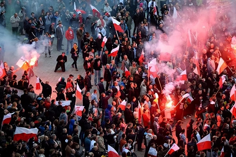 与俄瓜分乌克兰？比利时媒体：波兰计划夺取西乌地区并举行公投