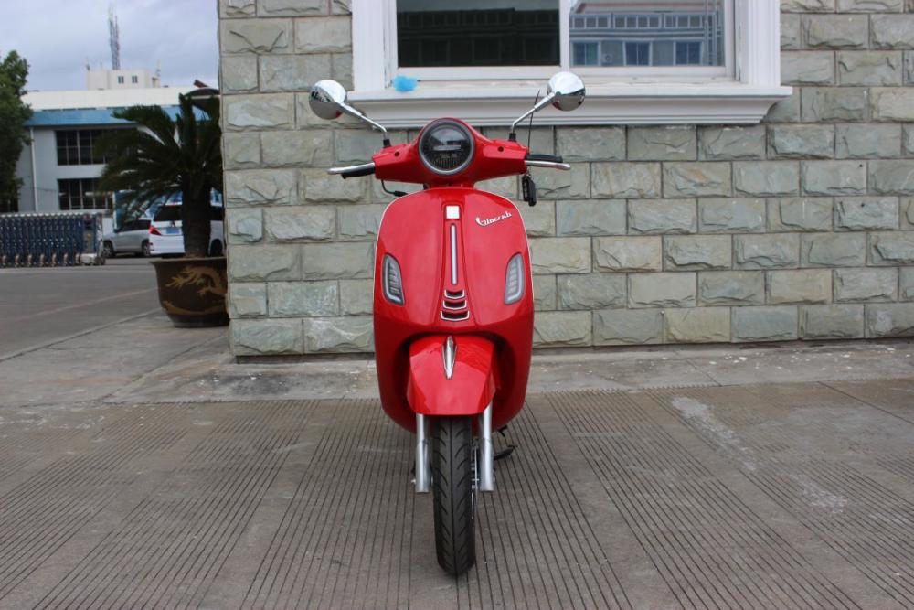 嘉爵新125踏板:复古外观,售价7千多,适合通勤代步_腾讯新闻