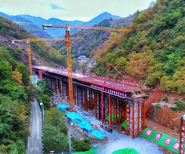 通车后仅需1小时 西康高铁镇安西站一号特大桥连续梁浇筑完工