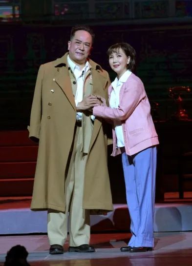 沪剧《陈毅在上海》,太燃了_腾讯新闻