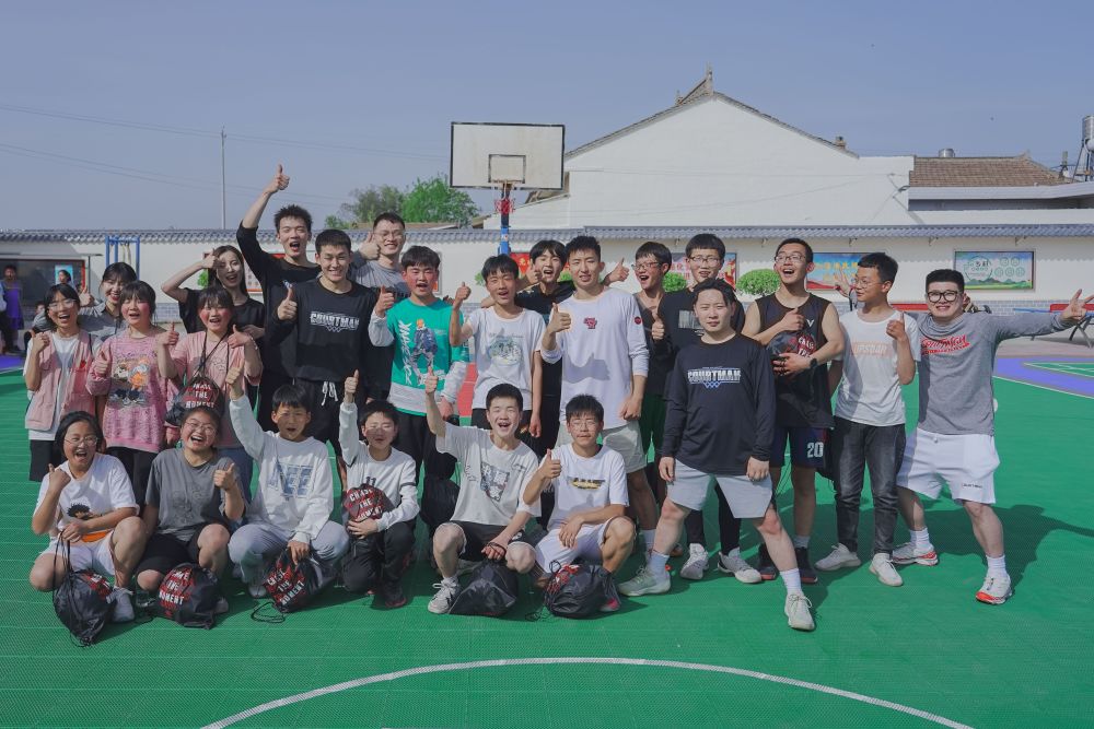 在什么學校上學用英語怎么說葬驚喜接巴赫治理于民50掃街