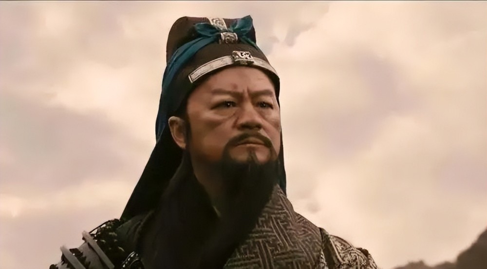 成龙并称"香港四小龙"的狄龙曾在电影《见龙卸甲》中饰演过关羽