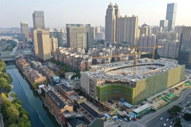 武汉SKP主体已完工，明年即将开业！_腾讯新闻