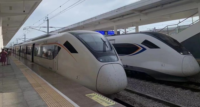 z111次列车时刻表 1206次列车时刻表查询