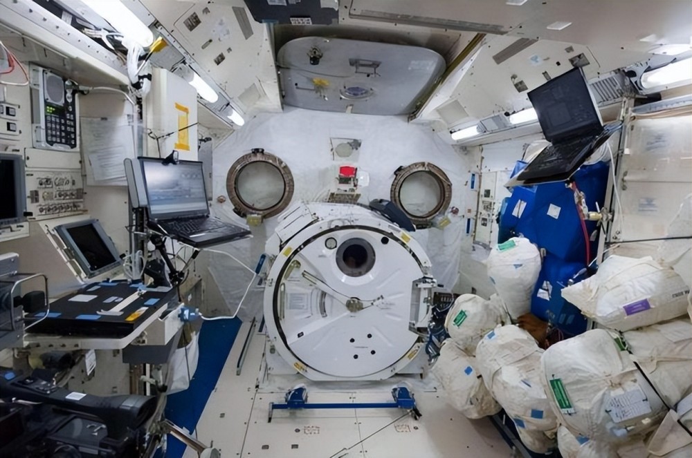 梦天实验舱发射成功,天宫空间站太空变形,中国空间站即将完工_腾讯
