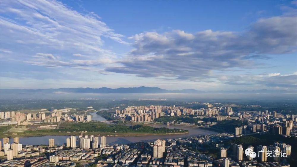 航拍广安|冲上云端 发现广安城市之美_腾讯新闻