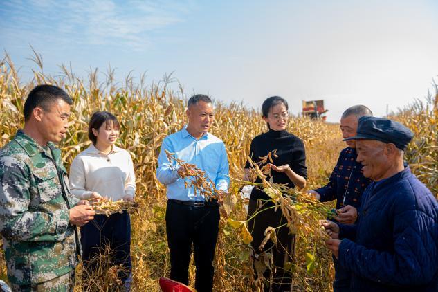 近期,山东省委老干部局驻村工作组和临邑县临南镇负责同志通过开展"四