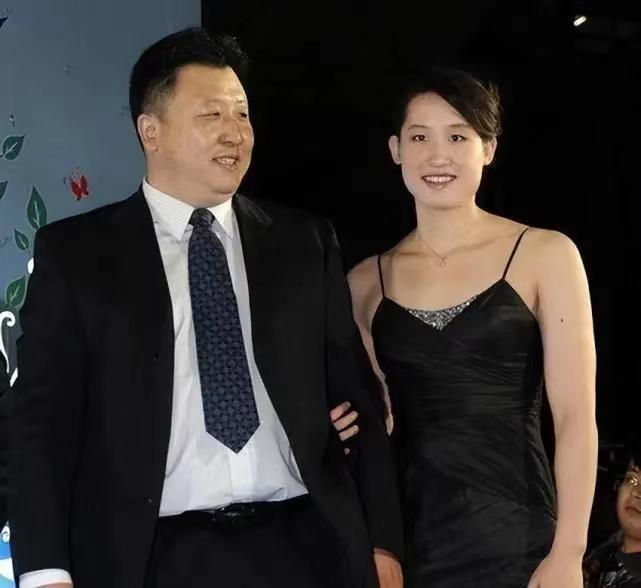 奥运冠军刘子歌与金炜:相差23岁的忘年恋,如今定居澳洲很幸福