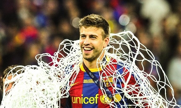 皮克放弃1年半合同 欠薪!总额超8千万欧,巴萨官方致敬:谢谢