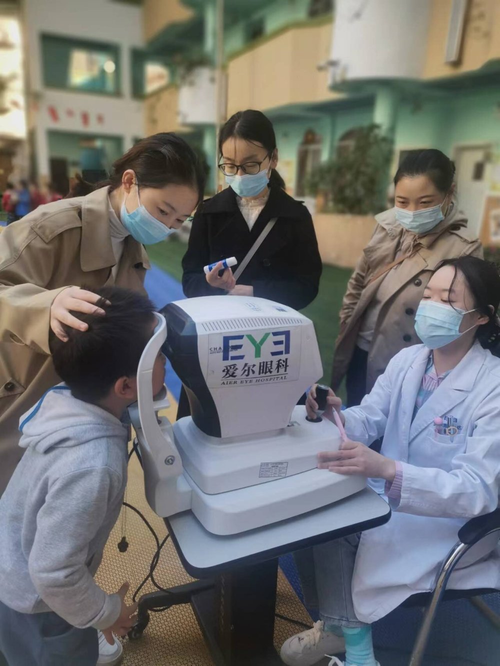 爱护眼睛，让“视”界更美好——达川区实验幼儿园开展大班幼儿视力健康监测活动插图2