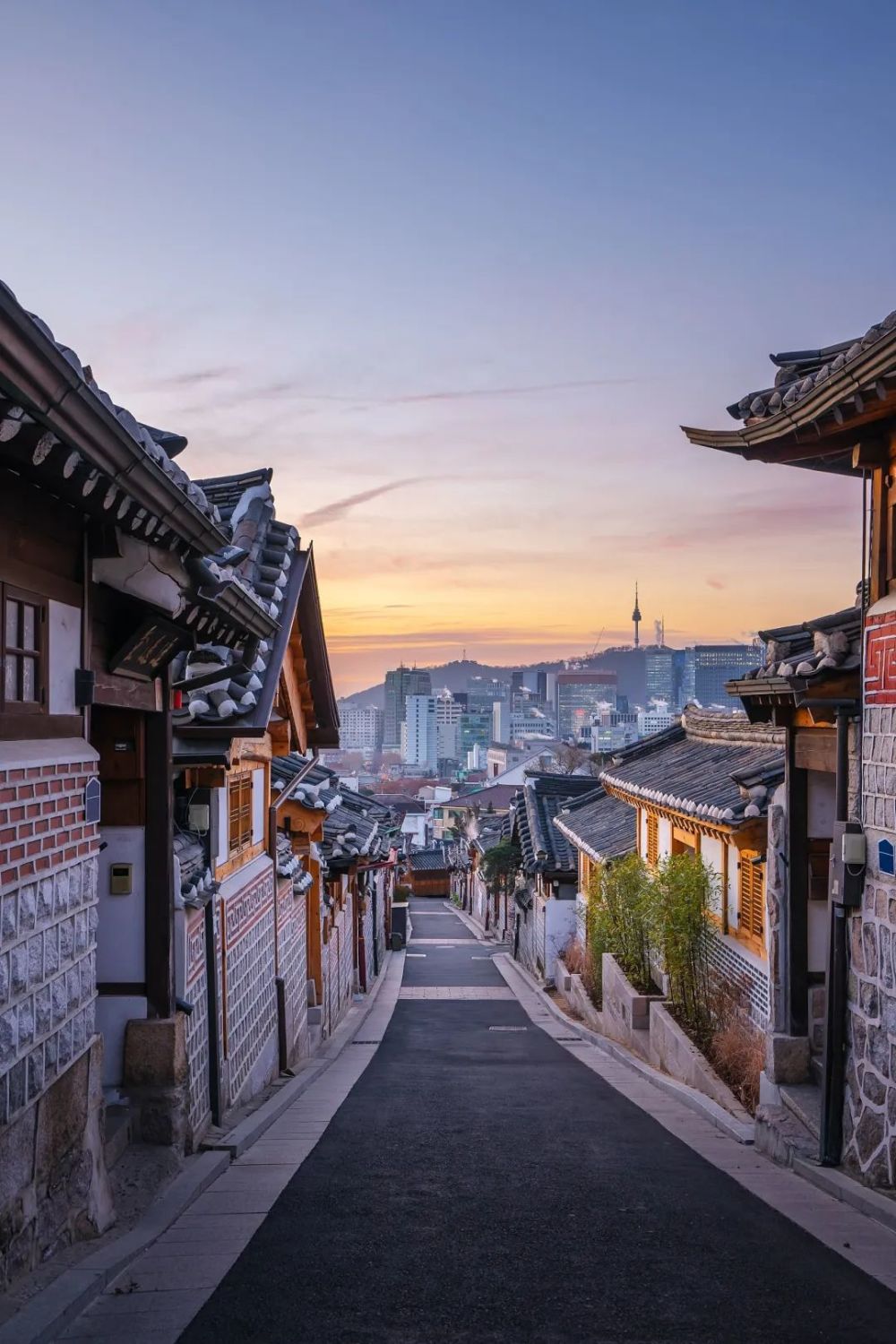 韩国梨泰院的一个坡_腾讯新闻