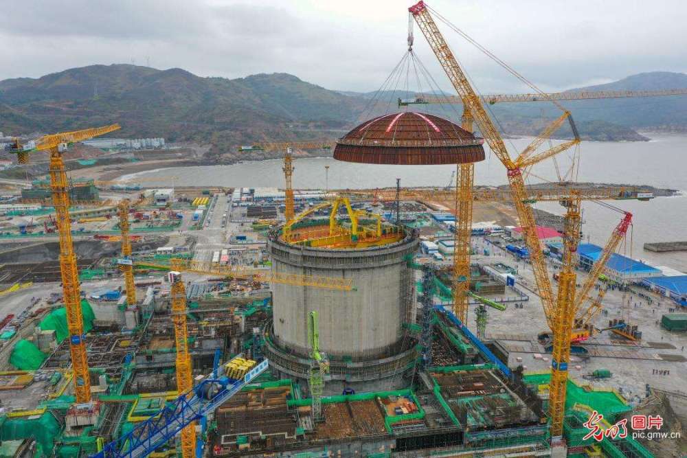 浙江温州:三澳核电1号机组完成穹顶吊装