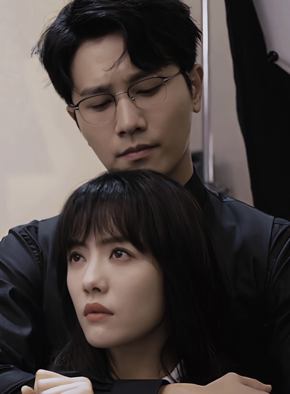 彭冠英,蔡文静新剧开播,剧情高能,层层反转,男主身份成谜_腾讯新闻