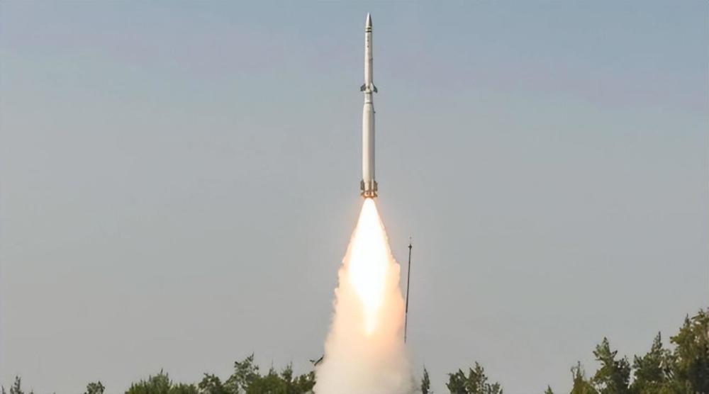 “东风快递”遇到对手？印度打造导弹克星，能击落2000公里外目标深圳机场数字化