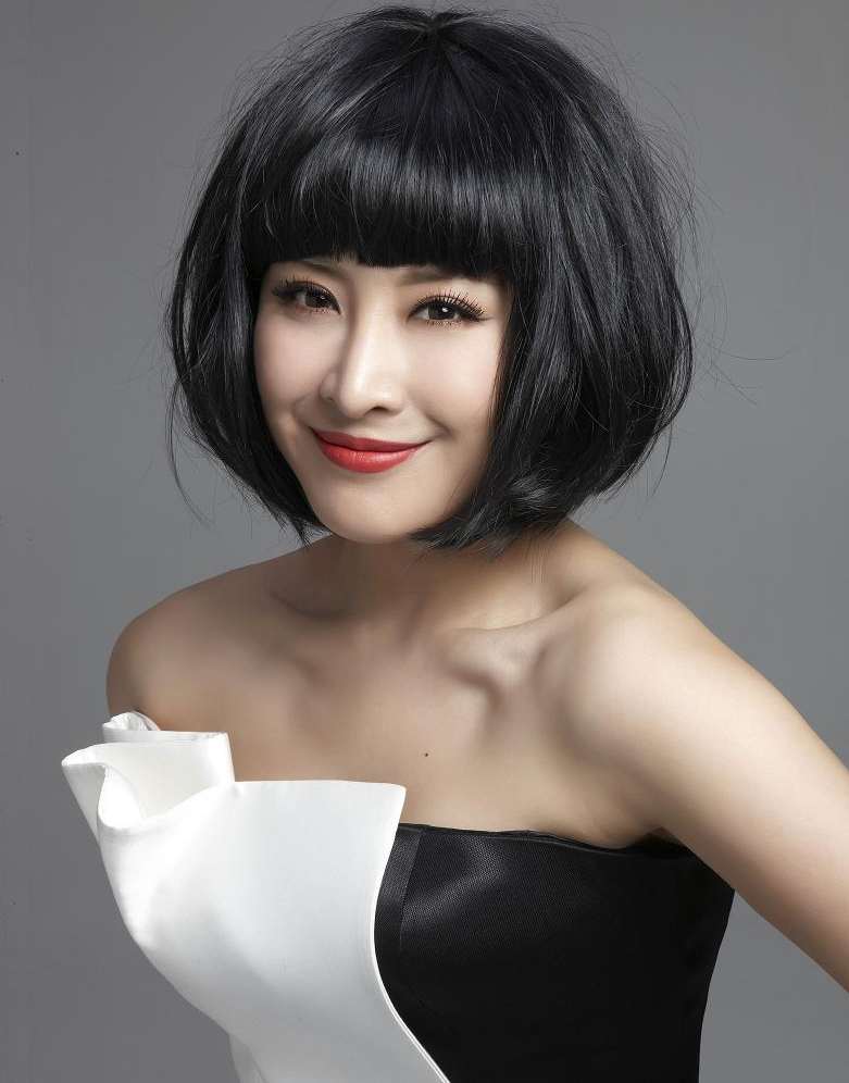 "玉芬"王雅捷:被赵本山捧红,拒上春晚,嫁于洋生一子幸福美满_腾讯新闻