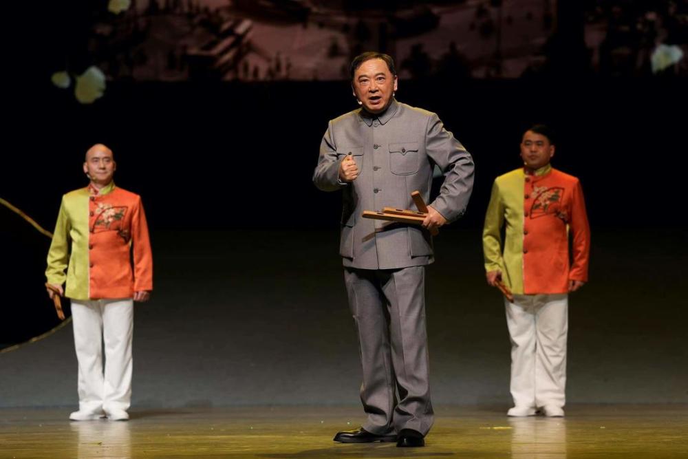 老中青曲艺演员齐登台大型曲艺情景晚会花繁新征程成都首演