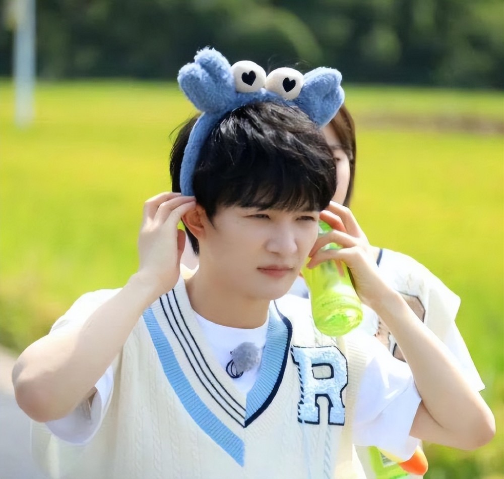 奔跑吧特别篇:首播夺冠,周深领跑热搜,话题阅读量突破2.6亿插图1