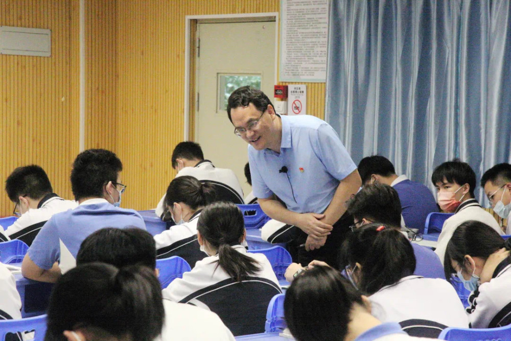 教研强校,翠园中学"明师课堂"正式上线_腾讯新闻