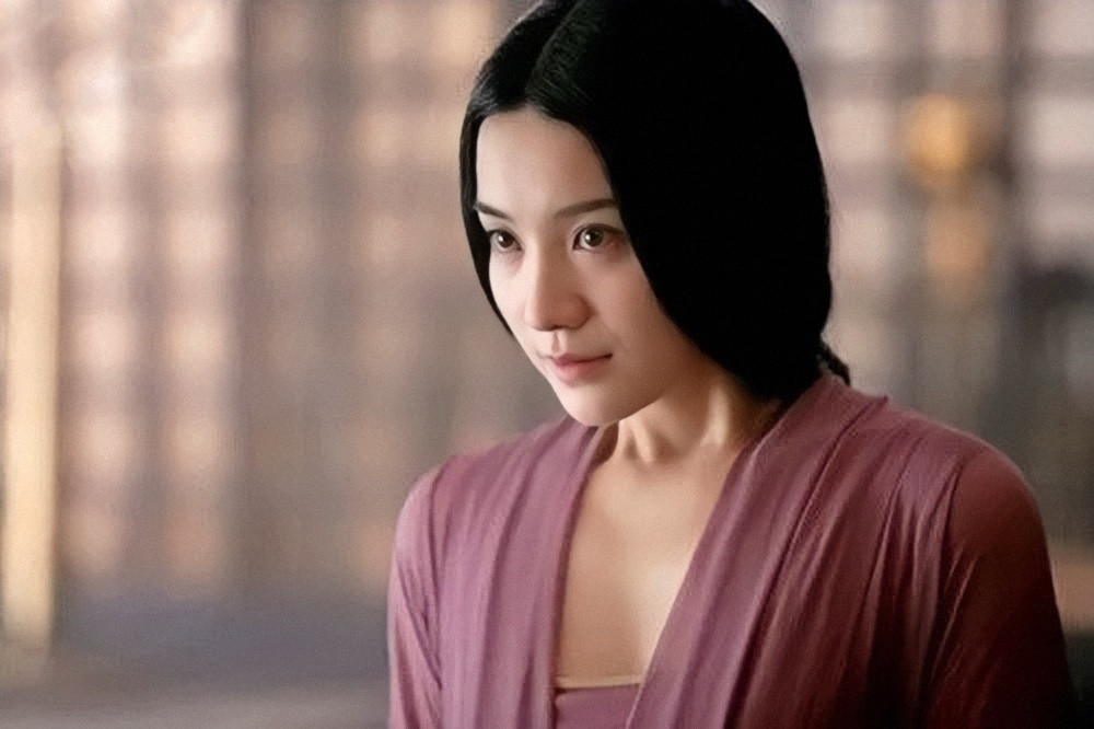 最后拍板敲定宋佳出演骊姬