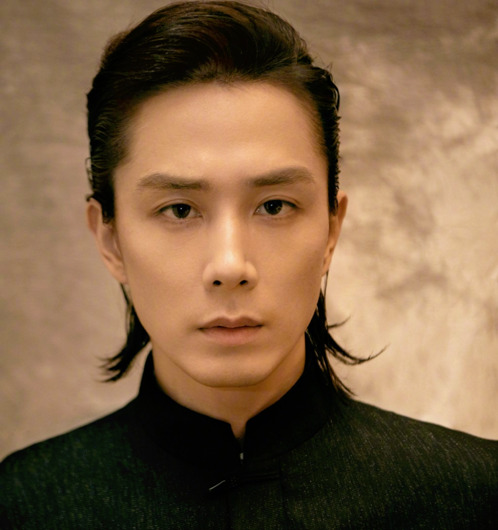 在感情上,她与李承铉的感情也是被人津津乐道.