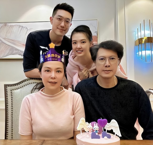 值得一提的是,据排球名宿汪嘉伟透露,张常宁夫妇已经有了生娃计划.