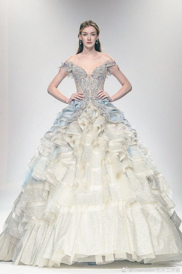 看一场梦幻婚纱系列吧,来自马来西亚的高端婚纱礼服品牌|the atelier