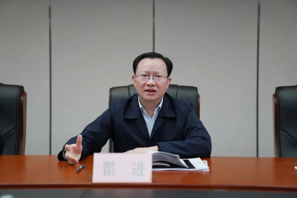 雷涛主持召开专题研究叙州区学校布局和建设工作会