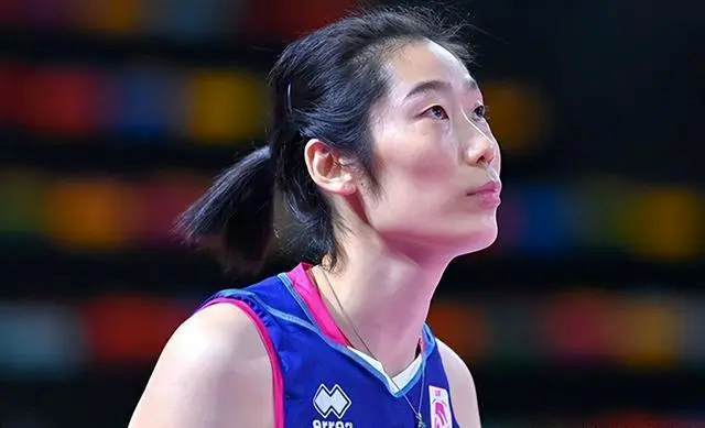朱婷复出,虽尚未恢复到最佳,仍给中国女排注入更多信心_腾讯新闻