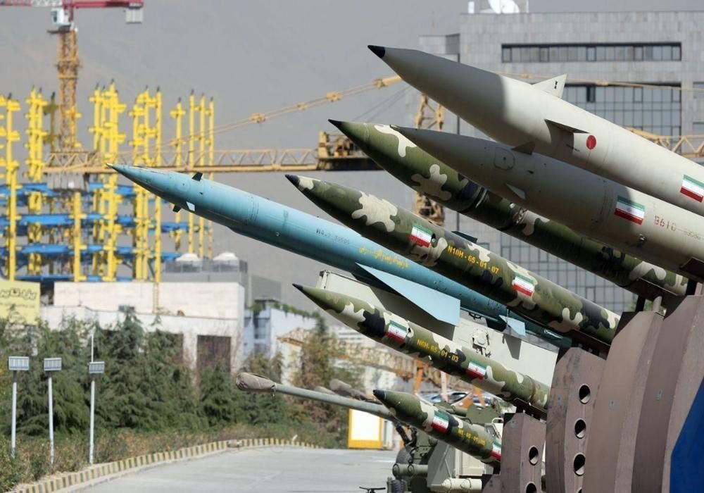 美国新一轮制裁出炉！伊朗反击十分强硬，直接用导弹说话