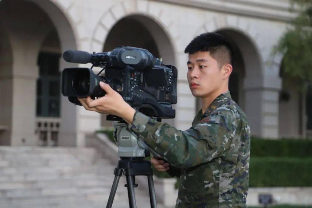 戰略支援部隊某部李揚火箭軍某部李建驕西藏軍區某旅李昊陸軍航空兵