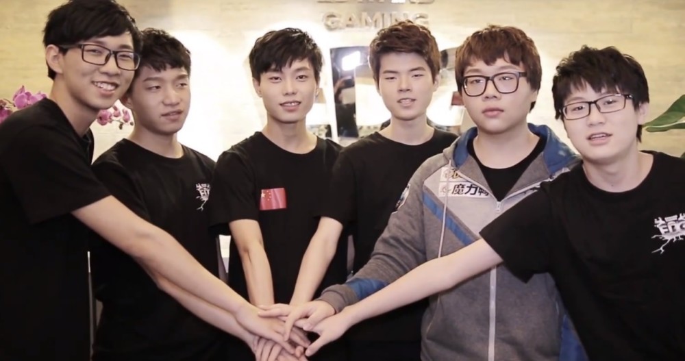 "拿了世界冠军,还是很怀念edg",deft采访直言:对msi印象最深_腾讯新闻