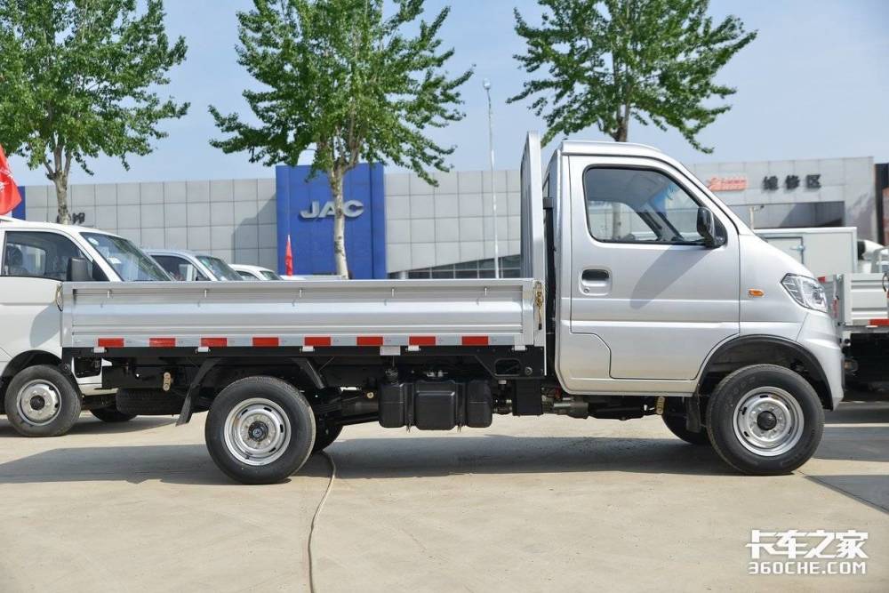 2吨货,91马力东风小霸王w08小卡不到4万元_腾讯新闻