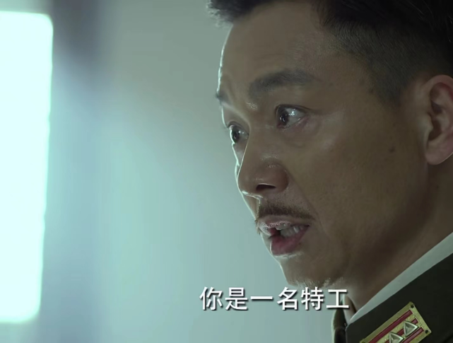 重温《伪装者》才懂于曼丽为何会爱上于老板和明台,却不爱王天风