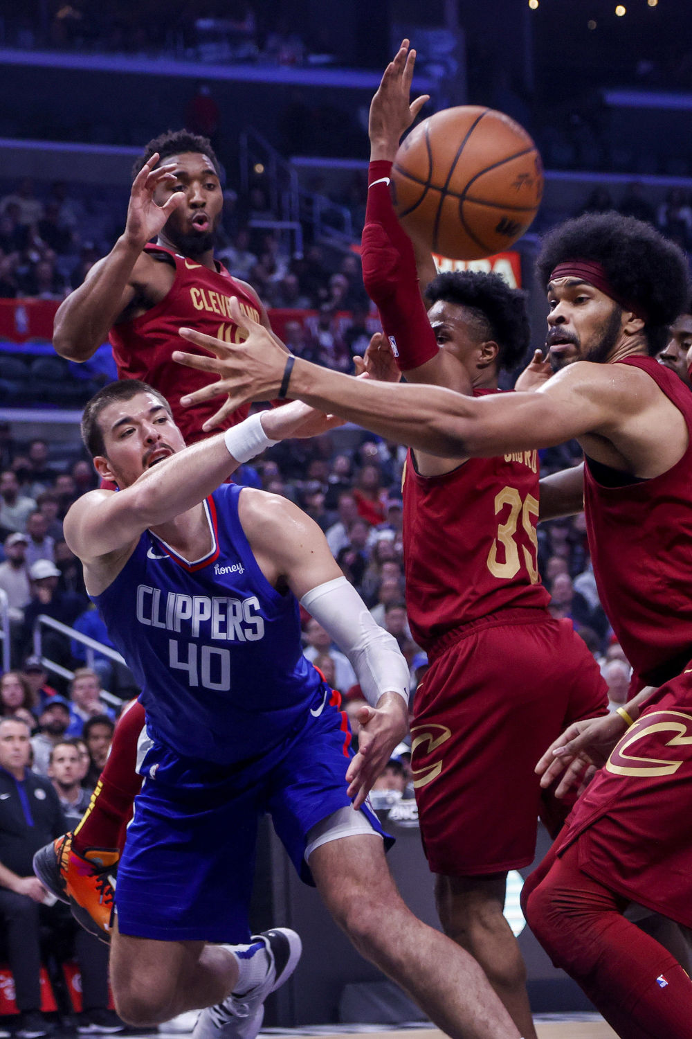 (体育)篮球——nba常规赛:快船胜骑士_腾讯新闻