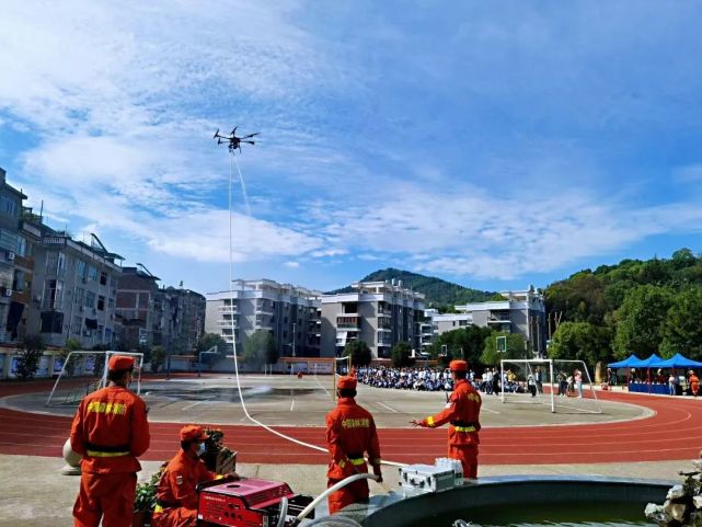 "救援橙"走进福安市溪潭中学开展消防宣传活动